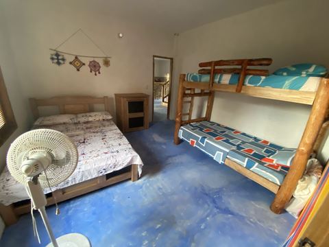 Habitación familiar con baño privado, foto 4